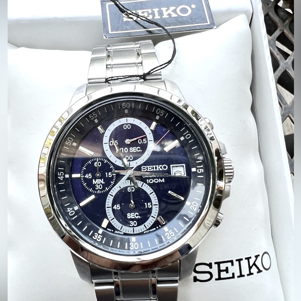 Brand NEW🌟 Seiko Chronograph Date Stainless Steel Men’s Watch, Blue Dial, 43mm